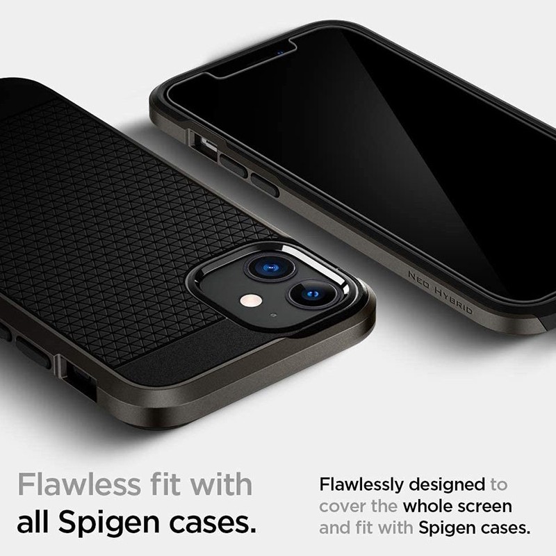 Spigen Glass tR HD iPhone 12 / 12 Pro screenprotector 2 Pack 02